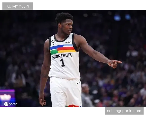 爱德华兹单场55分展现得分爆发力 森林狼未来核心承担关键进攻重任 爱德华兹单场55分展现得分爆发力 森林狼未来核心承担关键进攻重任